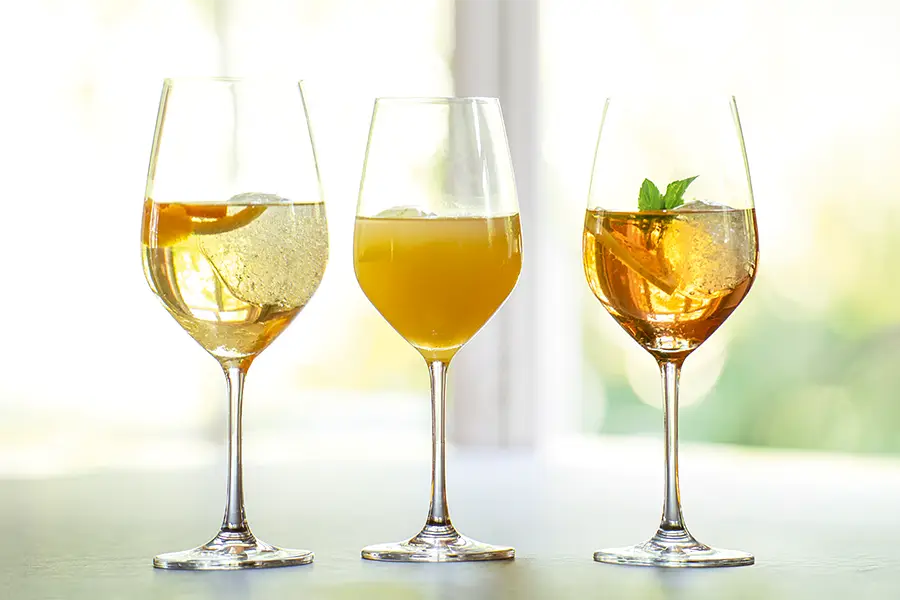 Weinglaeser Essence